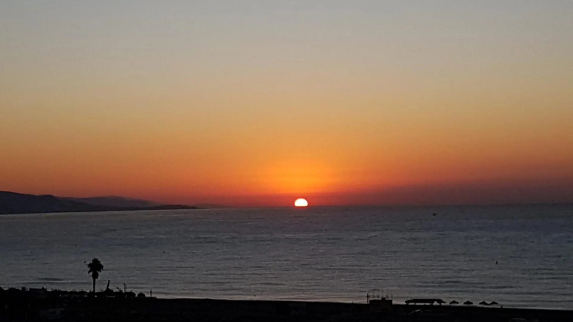 Evo Beachfront Windows Torre Del Mar 0*,  Spain