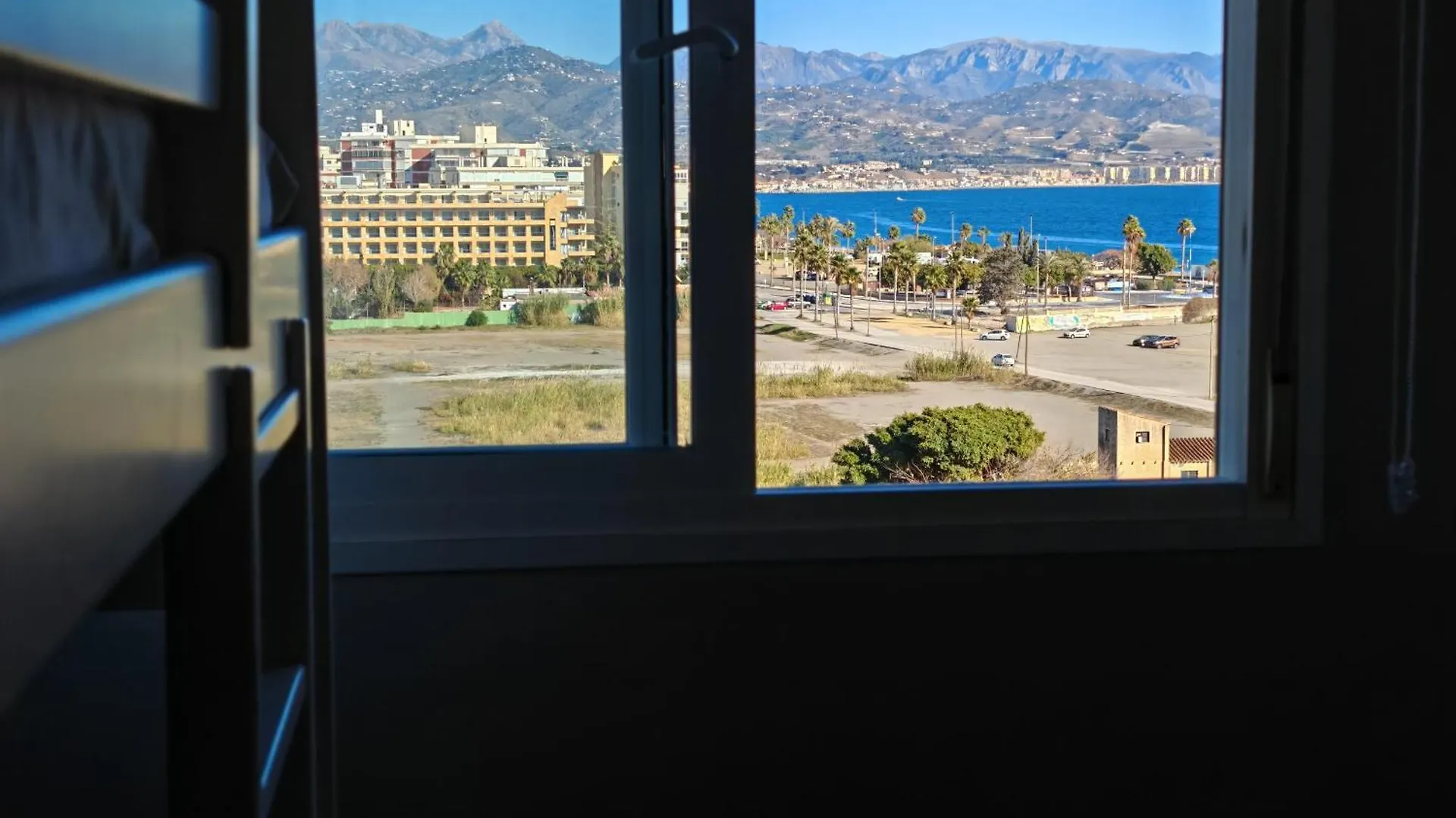 Evo Beachfront Windows Torre Del Mar Apartment