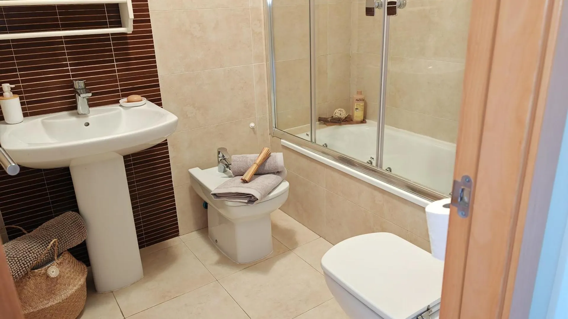 Evo Beachfront Windows Torre Del Mar 0*,