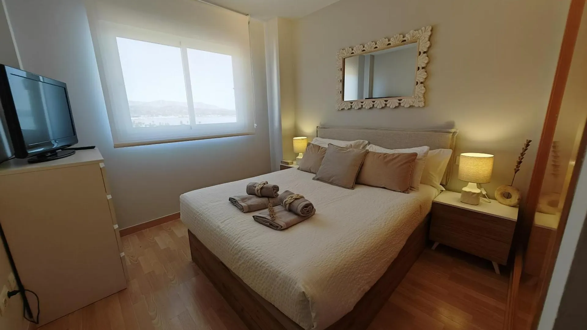 Evo Beachfront Windows Torre Del Mar Apartment